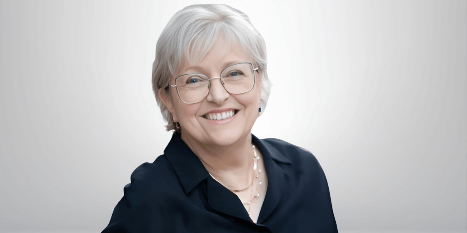 Christiane Constantineau, resilient entrepreneur and author, redefining success through holistic wellness and business strategy.