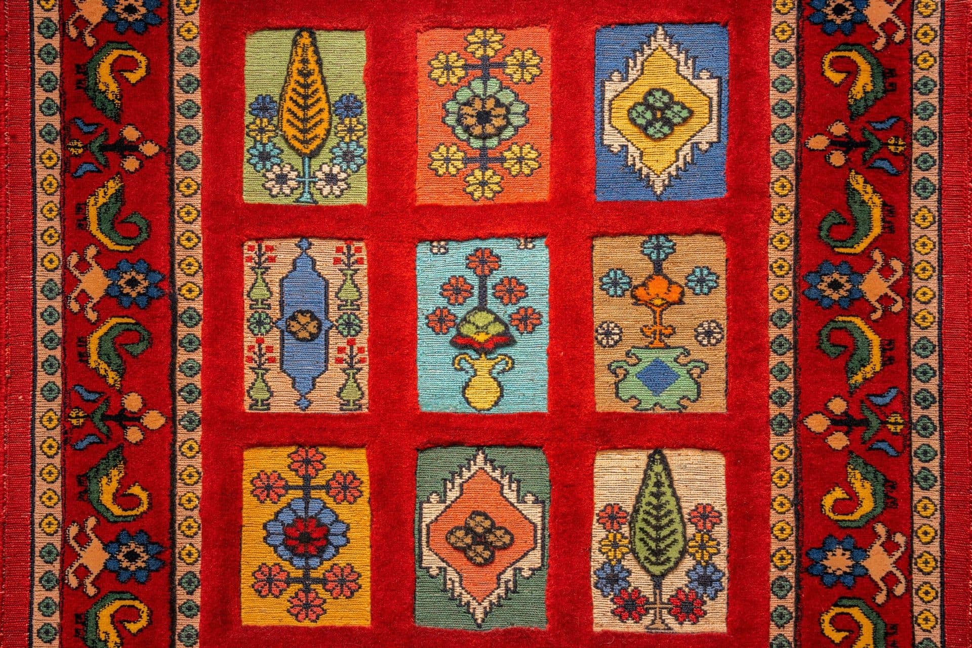 “The World’s Fair Quilt” Marks 23rd Chapter in Elm Creek Quilts Saga