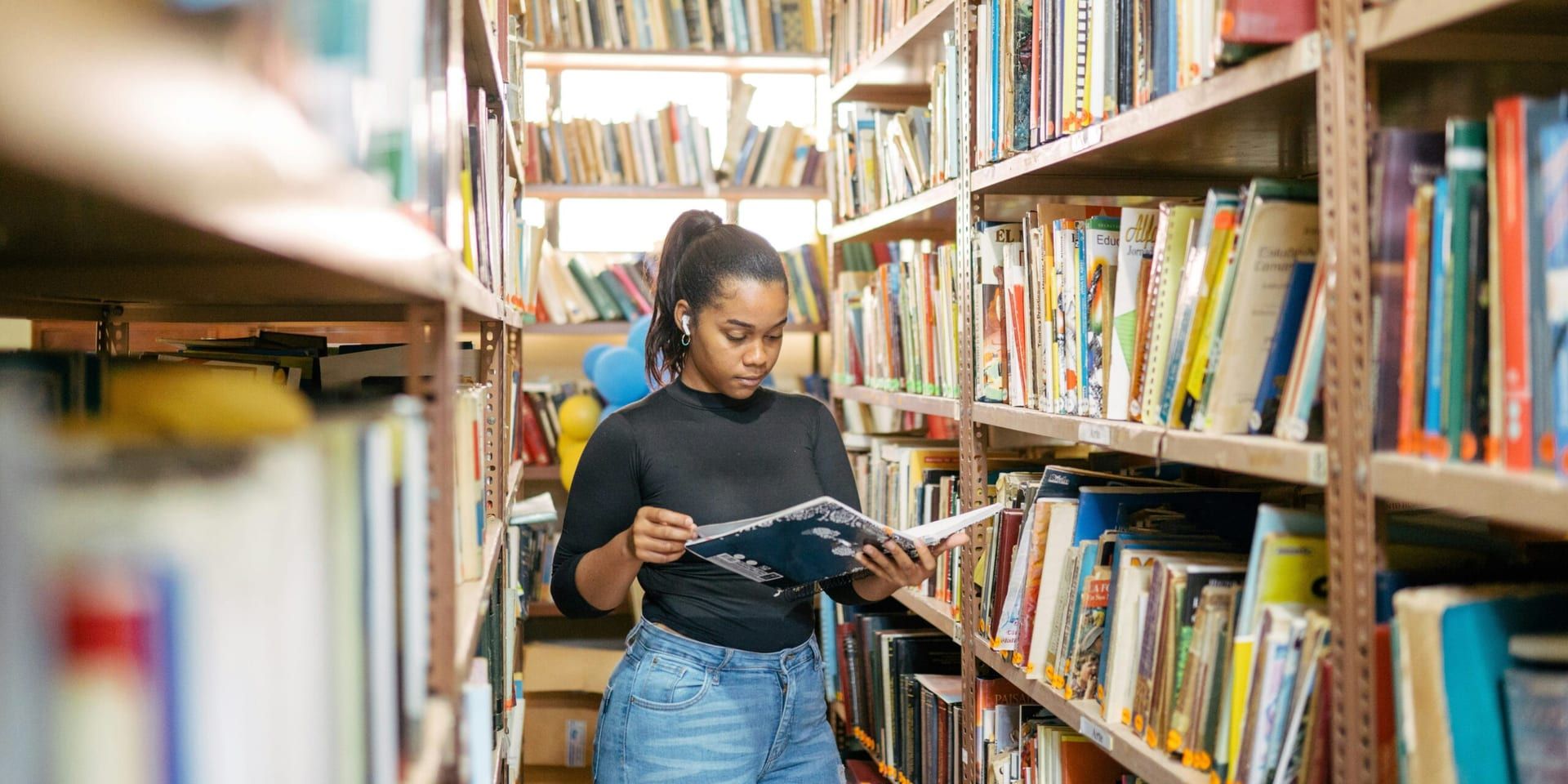 Libraries Across America Highlight Seasonal Reads and Community Engagement During the Holidays