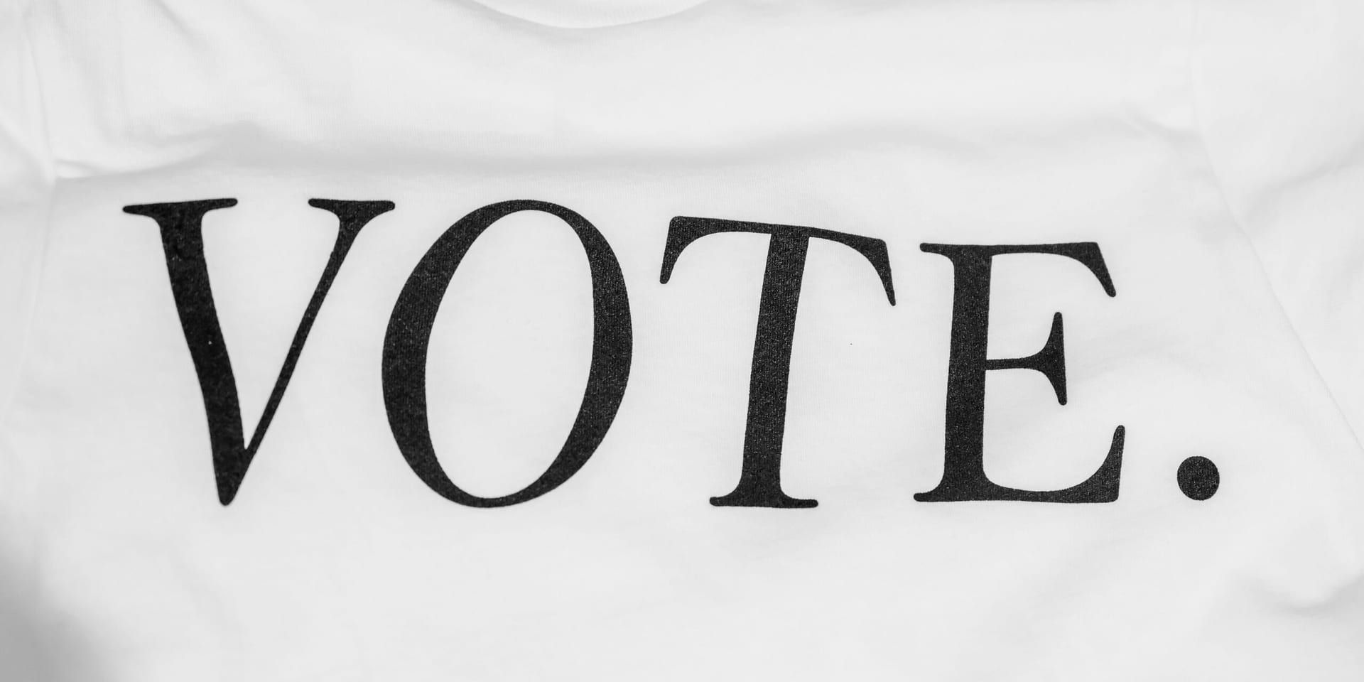 The Midterm Elections Heat Up: Key Races and Issues to Watch