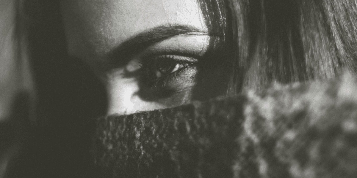 “You With the Sad Eyes”: A Candid Memoir That Bridges Celebrity, Health, and Family Life