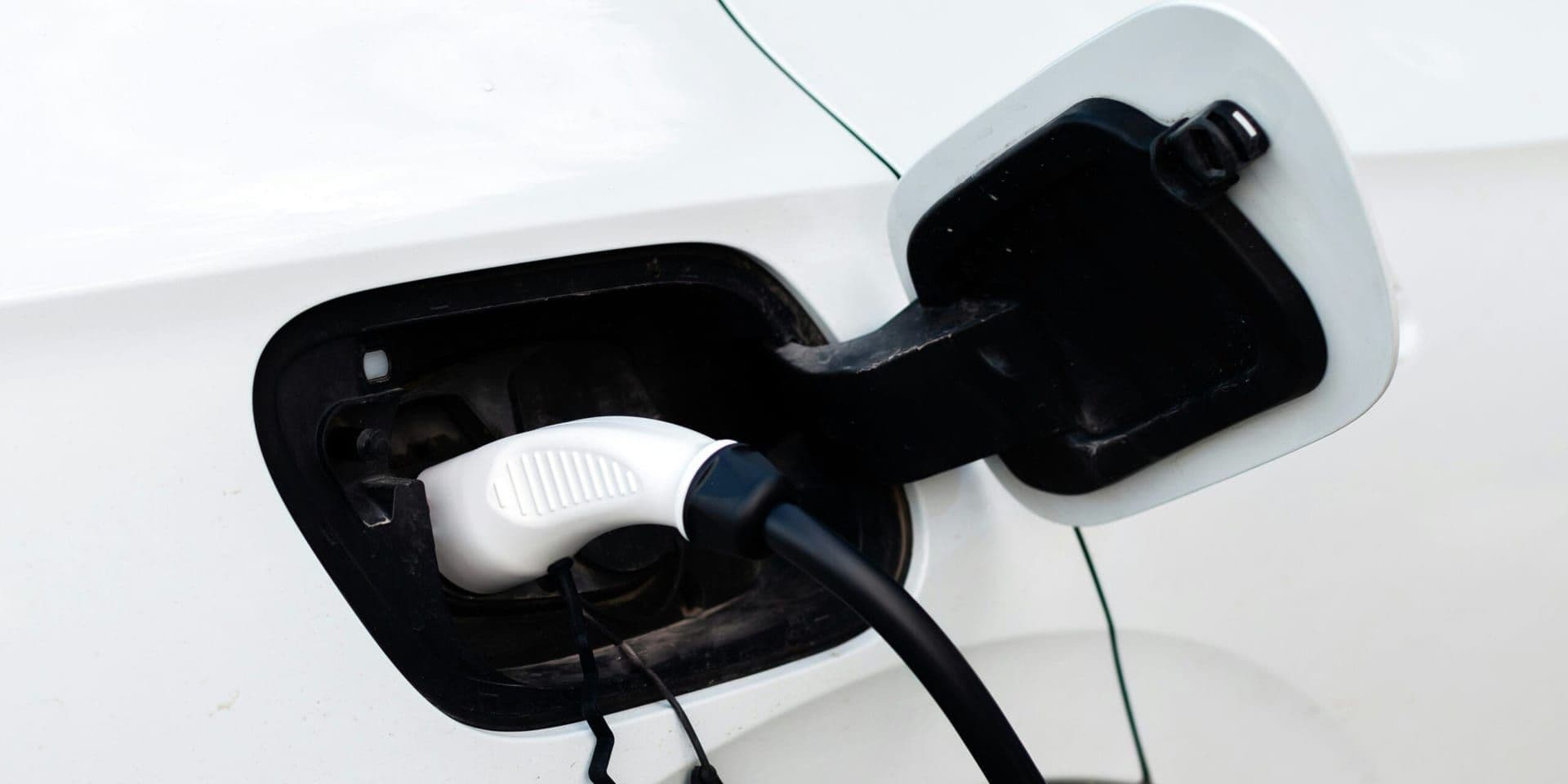 The Rise of Electric Vehicles: U.S. Automakers Race to Meet Consumer Demand