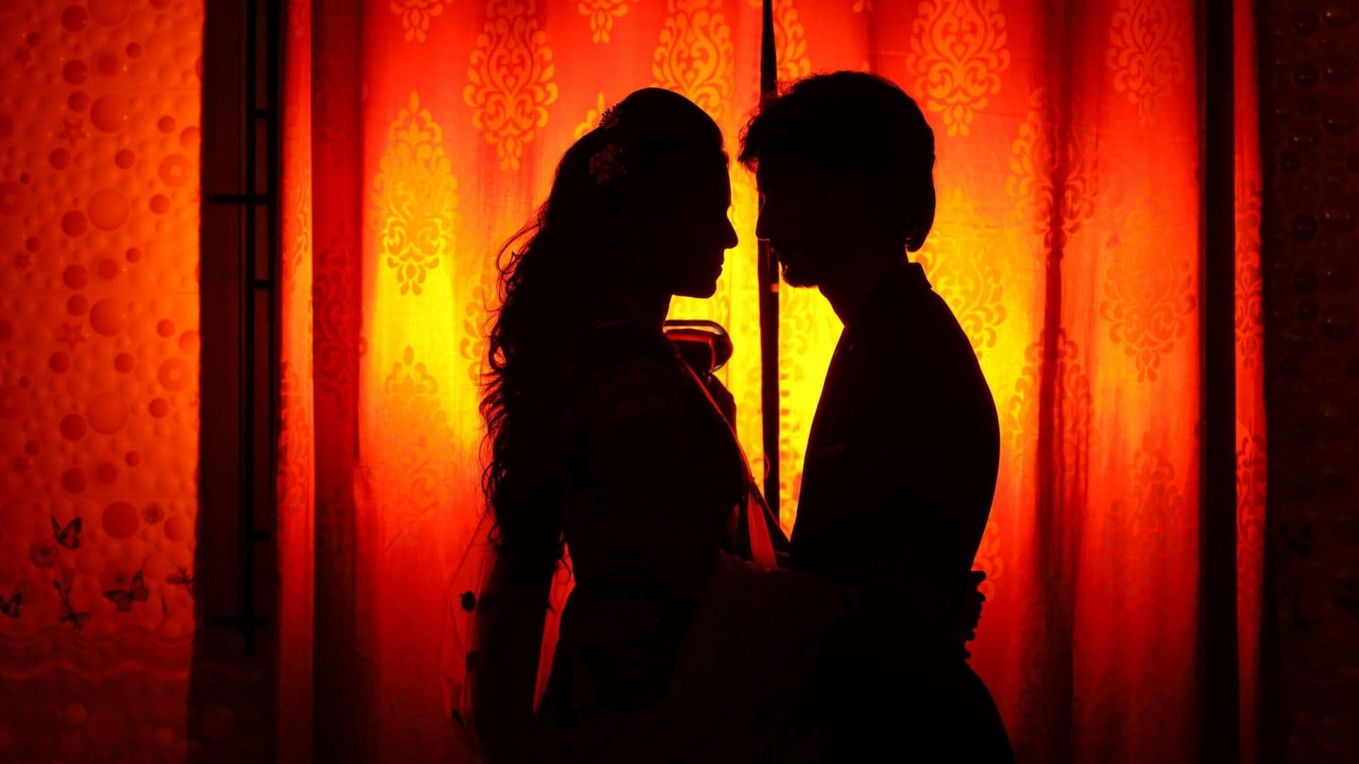 The Golden Couple by Greer Hendricks and Sarah Pekkanen – A Twisted Tale of Love, Secrets, and Betrayal