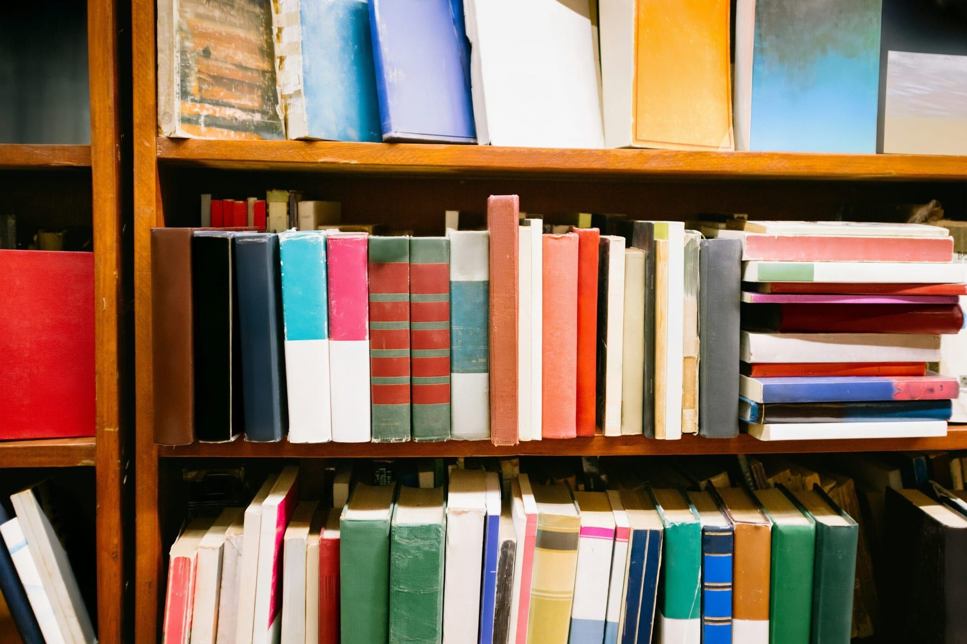 Independent Publishers Launch Diverse Titles Amidst Industry Shifts