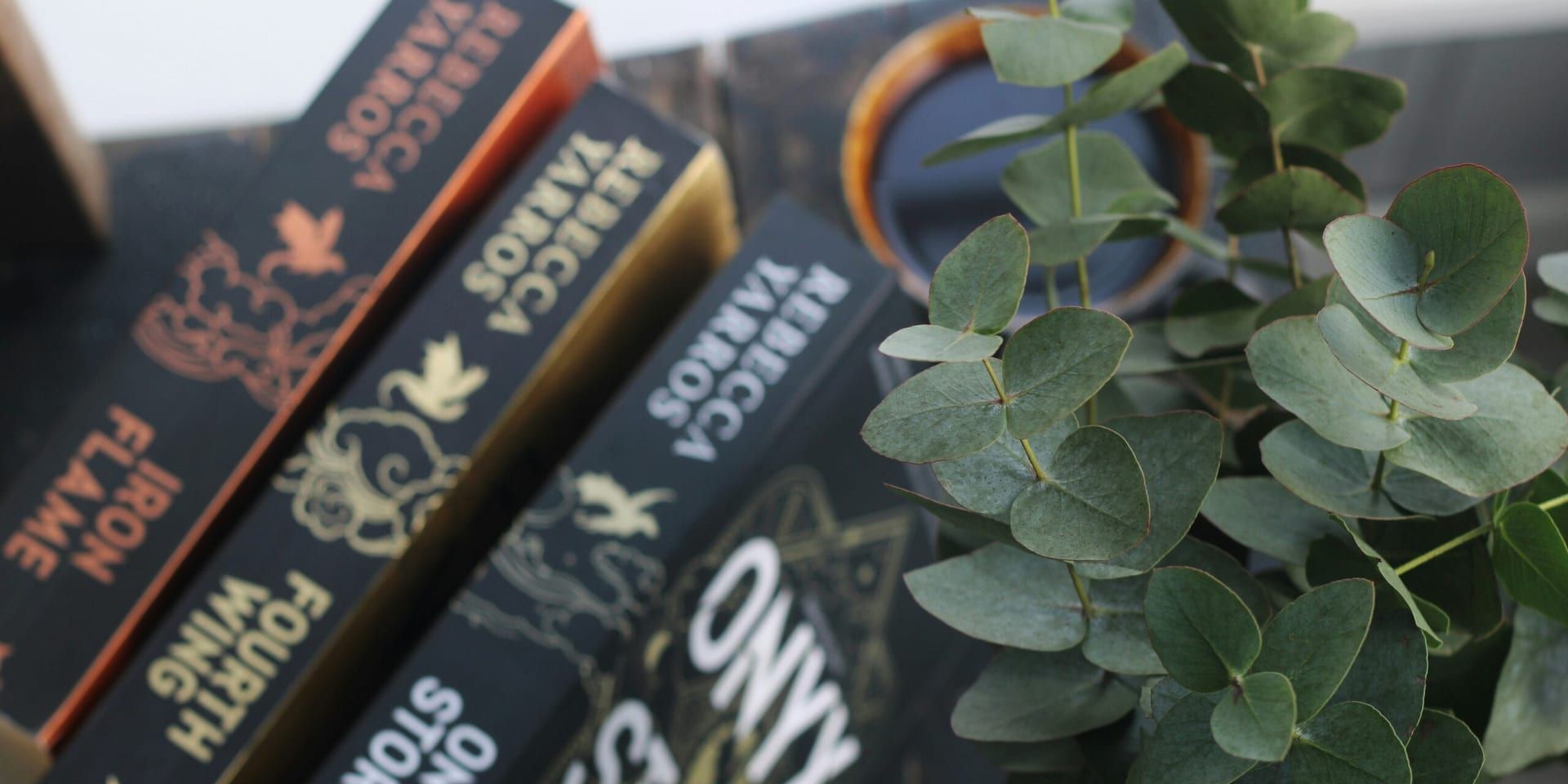 Romantasy Star Callie Hart Shares Favorite Reads for the Holiday Season