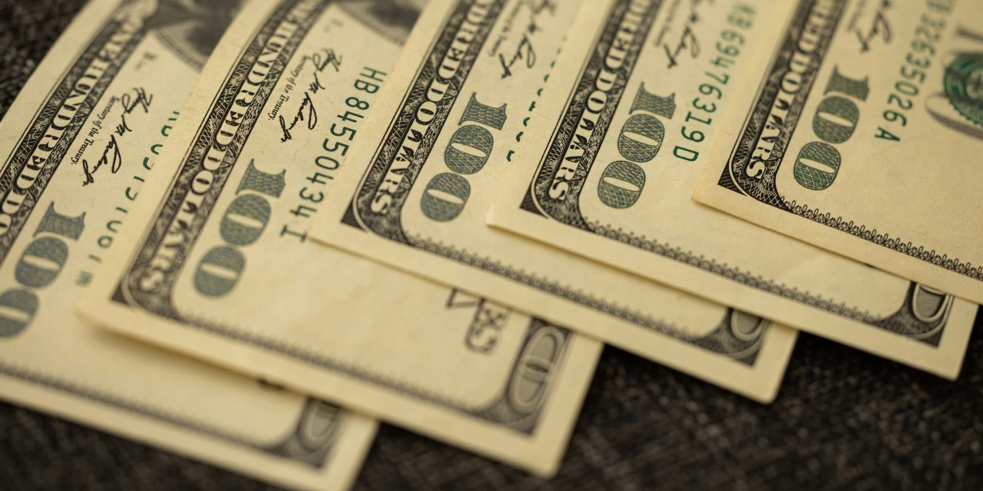 U.S. Inflation Eases but Still Poses Challenges for Consumers