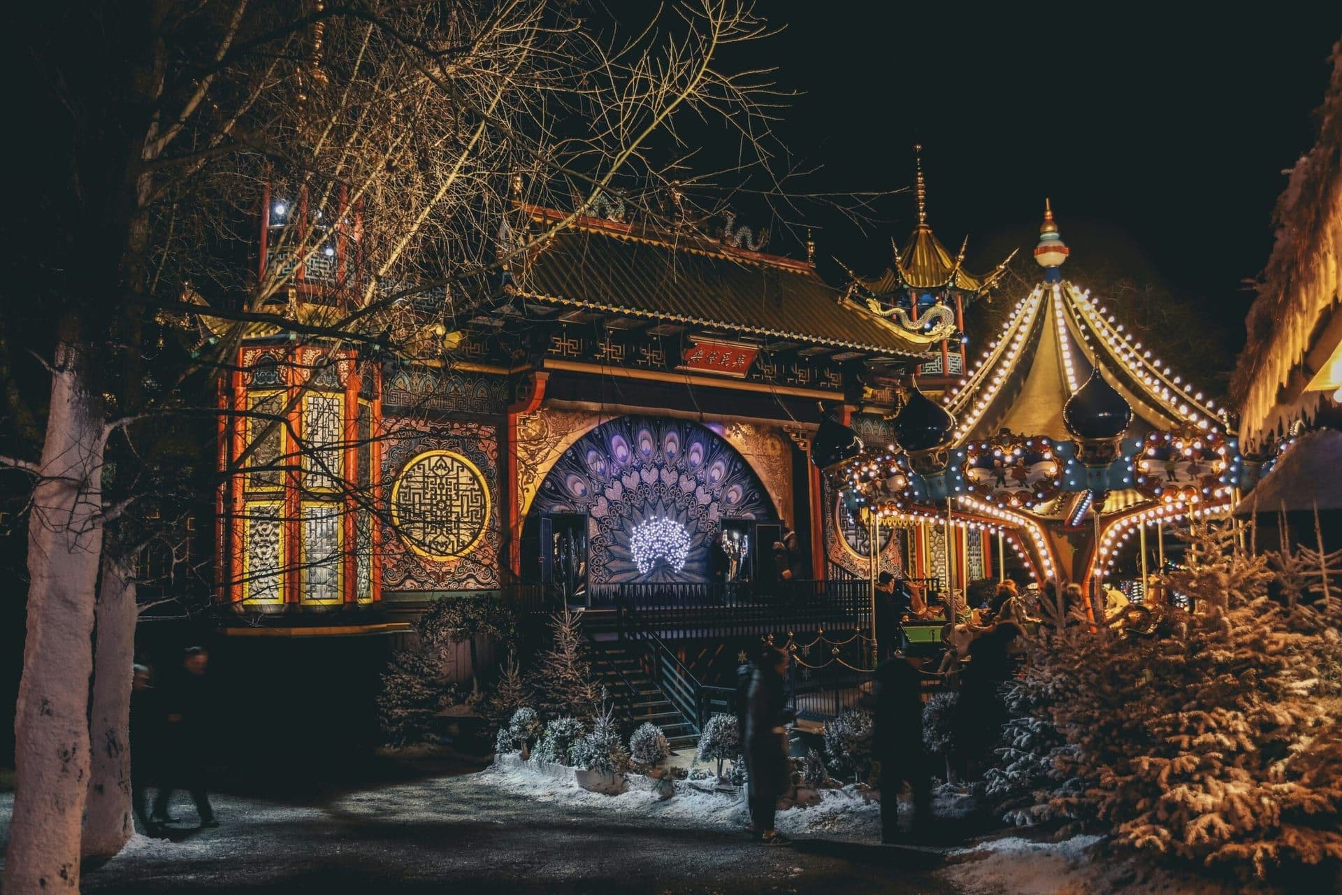 Magic and Mystery: Exploring the Enchantment of The Night Circus by Erin Morgenstern