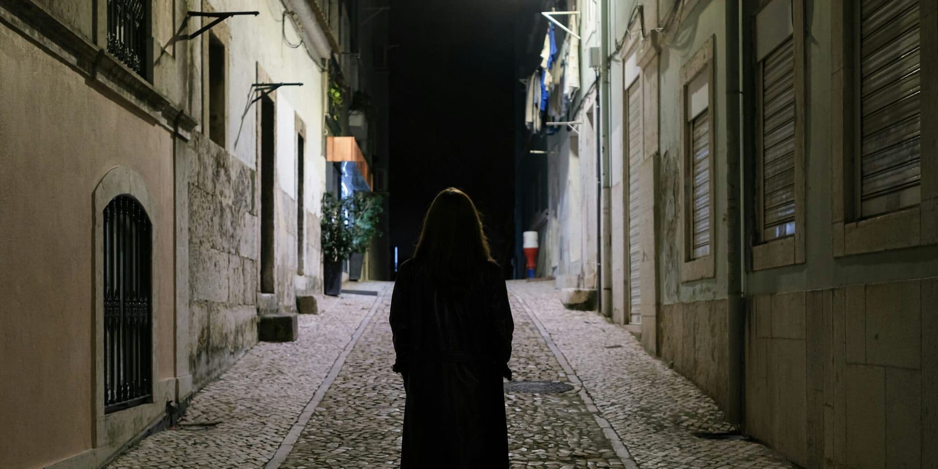 “Silent Echo: A Dystopian Thriller That Will Leave You Breathless