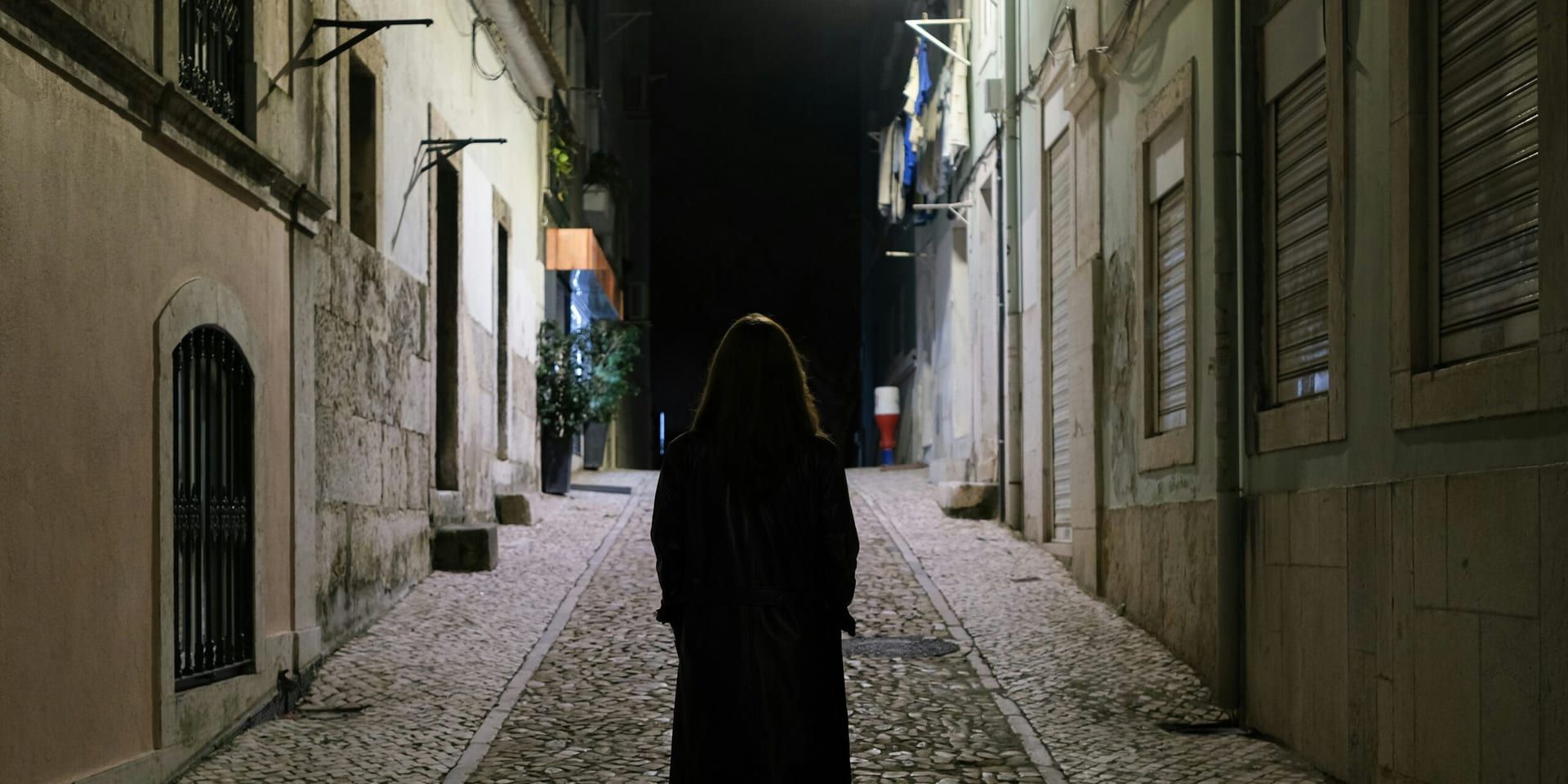 “Silent Echo: A Dystopian Thriller That Will Leave You Breathless