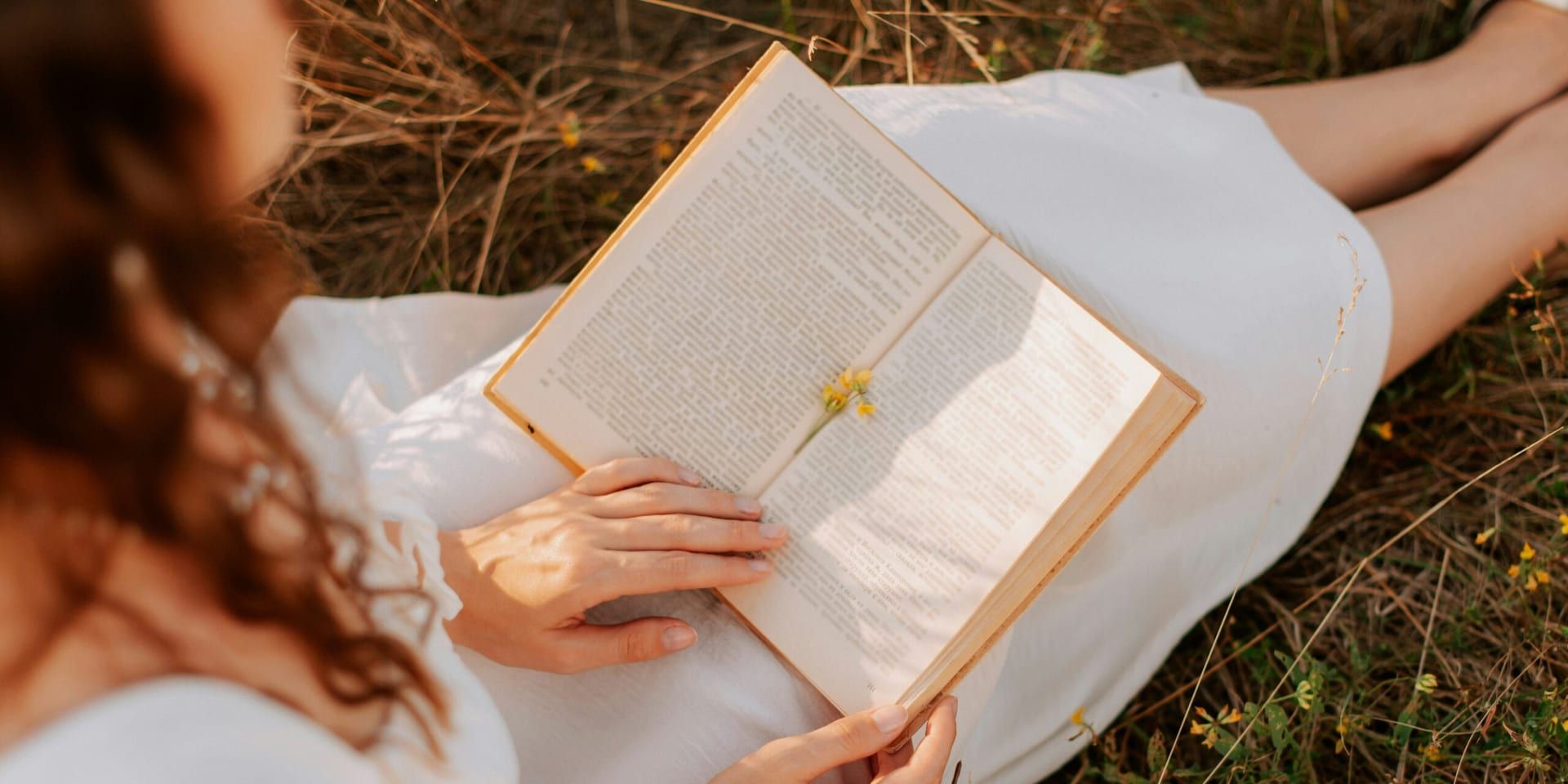U.S. Hardcover Fiction Best‑Seller List Features Daniel Silva, Sarah Beth Durst & Mai Corland