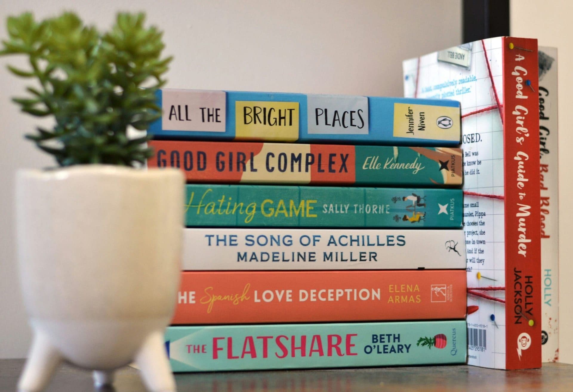 Summer Reading Season Kicks Off with Exciting New Titles