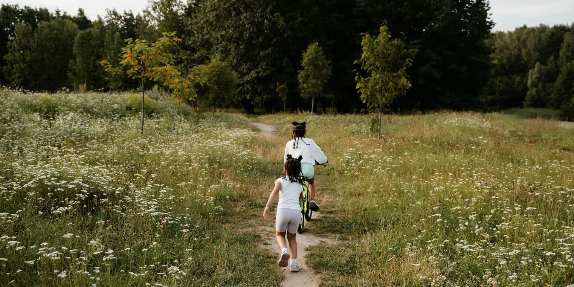 Geoff Dyer’s ‘Homework’ Offers Witty Reflections on a British Childhood