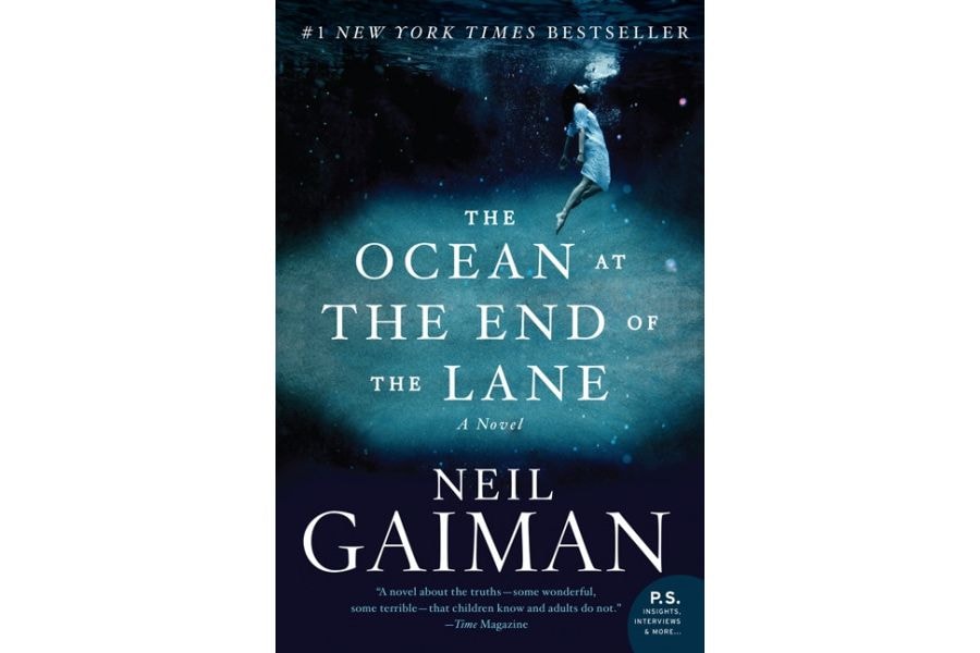 The Ocean at the End of the Lane by Neil Gaiman: A Dark and Dreamlike Tale of Memory and Magic